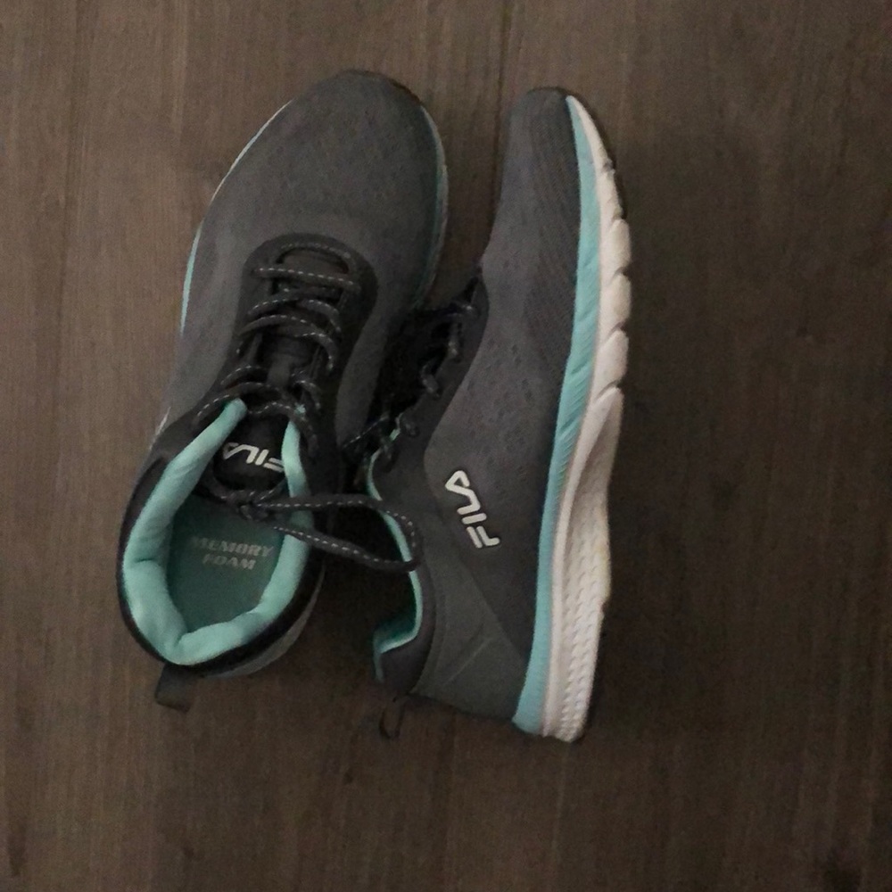 Fila shoes with memory foam